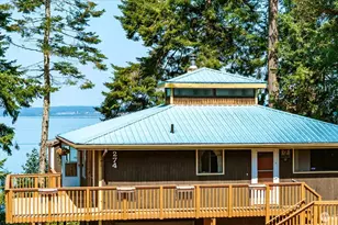 274 Marine Dr, Coupeville, WA 98239 - Photo 1