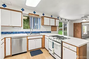 2322 98th St SE, Everett, WA 98208 - Photo 9
