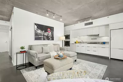 501 Roy Street #F239, Seattle, WA 98109 - Photo 5