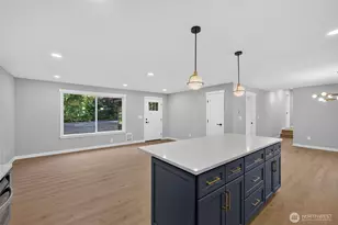 5408 240th St SW, Mountlake Terrace, WA 98043 - Photo 9