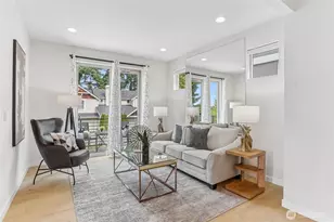 8312 120th Ave NE, Kirkland, WA 98033 - Photo 3