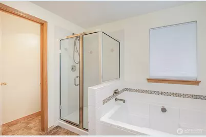 4311 NE 9th Place, Renton, WA 98059 - Photo 9