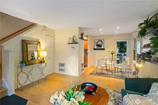9406 Linden Ave N, Seattle, WA 98103 - Photo 7
