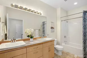 595 241st Ln SE, Sammamish, WA 98074 - Photo 17