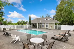 595 241st Ln SE, Sammamish, WA 98074 - Photo 33