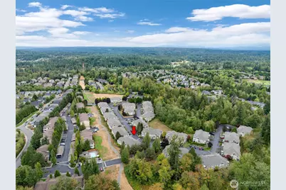 595 241st Lane SE, Sammamish, WA 98074 - Photo 39