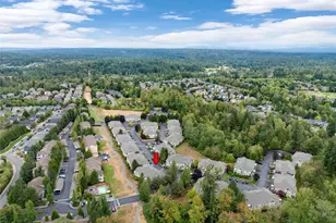 595 241st Ln SE, Sammamish, WA 98074 - Photo 39