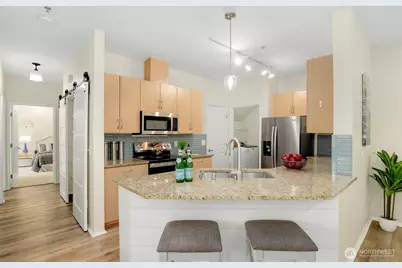 595 241st Lane SE, Sammamish, WA 98074 - Photo 9