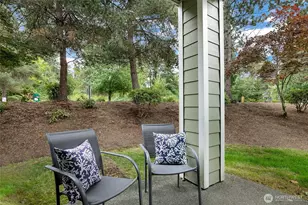 595 241st Ln SE, Sammamish, WA 98074 - Photo 25
