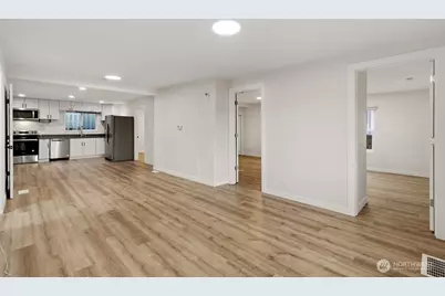 5407 31st Avenue S, Seattle, WA 98108 - Photo 3