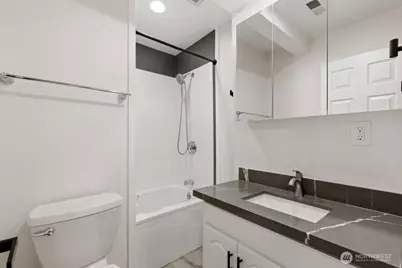 5407 31st Avenue S, Seattle, WA 98108 - Photo 13