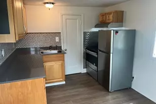 913 Charlotte Ave W, Bremerton, WA 98312 - Photo 7