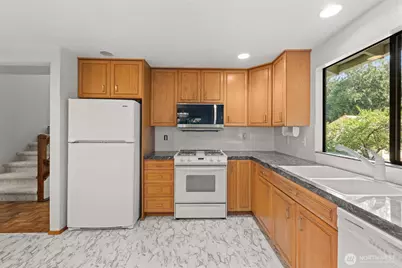 21303 NE 151st Street, Woodinville, WA 98077 - Photo 9