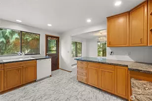 21303 NE 151st St, Woodinville, WA 98077 - Photo 11