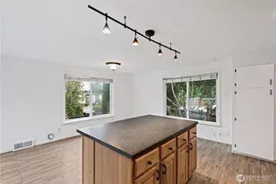 1523 1st St, Kirkland, WA 98033 - Photo 9