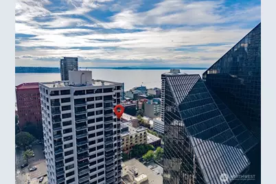 2100 3rd Avenue #2104, Seattle, WA 98121 - Photo 13