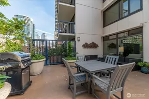 2100 3rd Ave, Seattle, WA 98121 - Photo 21