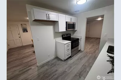 23106 67th Place W, Mountlake Terrace, WA 98043 - Photo 13