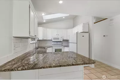 14016 SE 156th Court, Renton, WA 98058 - Photo 9