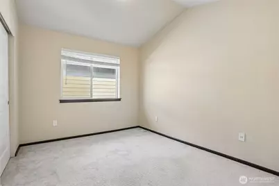19627 1st Avenue SE, Bothell, WA 98012 - Photo 17