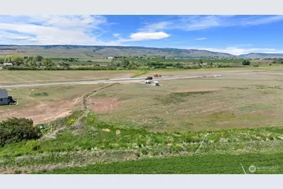 521 Thorp Landing Lane, Thorp, WA 98926 - Photo 3