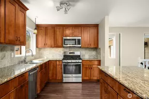 16204 Main St, Bellevue, WA 98008 - Photo 9