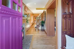 2217 Federal Ave E, Seattle, WA 98102 - Photo 3