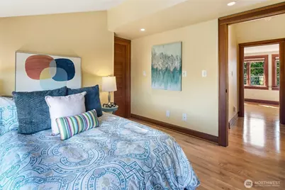 2217 Federal Avenue E, Seattle, WA 98102 - Photo 21