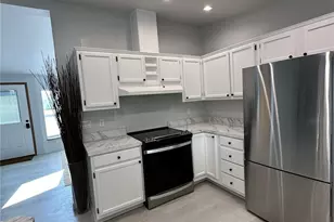 330 W 5th St, Waitsburg, WA 99361 - Photo 7