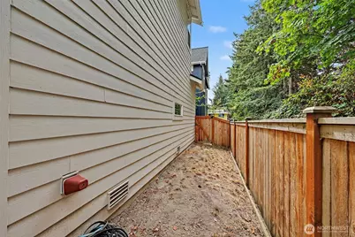 11605 NE 155th Street, Kirkland, WA 98034 - Photo 35