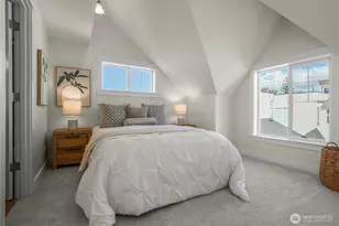 8846 Midvale Ave N, Seattle, WA 98103 - Photo 11