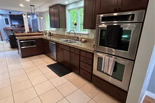 16256 51st Ave S, Tukwila, WA 16256 - Photo 3