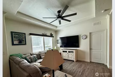21617 134 Street E, Bonney Lake, WA 98329 - Photo 21