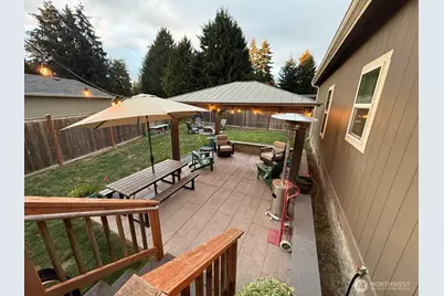 21617 134 Street E, Bonney Lake, WA 98329 - Photo 17