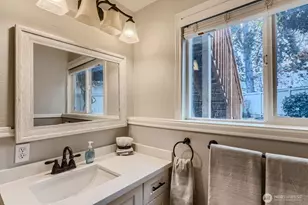 18927 SE 42nd Pl, Issaquah, WA 98027 - Photo 21