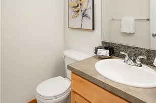 5614 Fauntleroy Wy SW, Seattle, WA 98136 - Photo 9