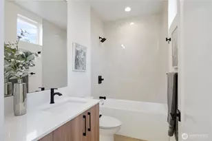 9013 14th Ave SW, Seattle, WA 98106 - Photo 13