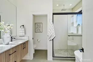 9013 14th Ave SW, Seattle, WA 98106 - Photo 5