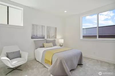 9013 14th Avenue SW, Seattle, WA 98106 - Photo 11