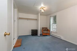 421 E 6th St, Port Angeles, WA 98362 - Photo 21