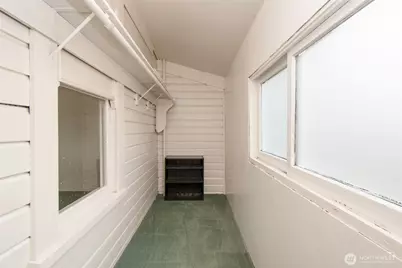 421 E 6th Street, Port Angeles, WA 98362 - Photo 31