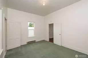 421 E 6th St, Port Angeles, WA 98362 - Photo 29