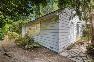 9525 7th Ave NW, Seattle, WA 98117 - Photo 17