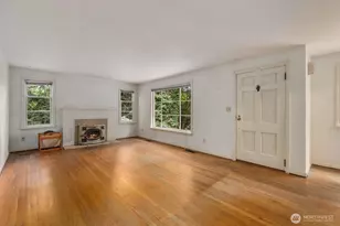 9525 7th Ave NW, Seattle, WA 98117 - Photo 7