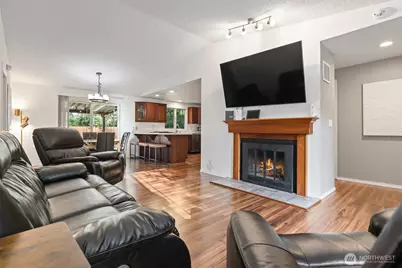 6009 190th Avenue E, Lake Tapps, WA 98391 - Photo 3