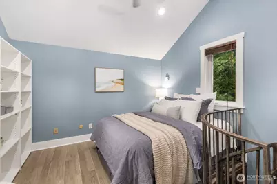 8106 8th Avenue NW, Seattle, WA 98117 - Photo 21
