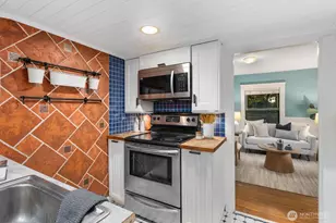 8106 8th Ave NW, Seattle, WA 98117 - Photo 9