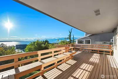 6757 38th Avenue SW, Seattle, WA 98126 - Photo 5
