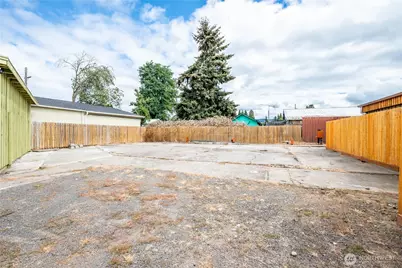 1408 S. 5th, Kelso, WA 98626 - Photo 9