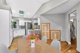 15865 Northup Way, Bellevue, WA 98008 - Photo 19